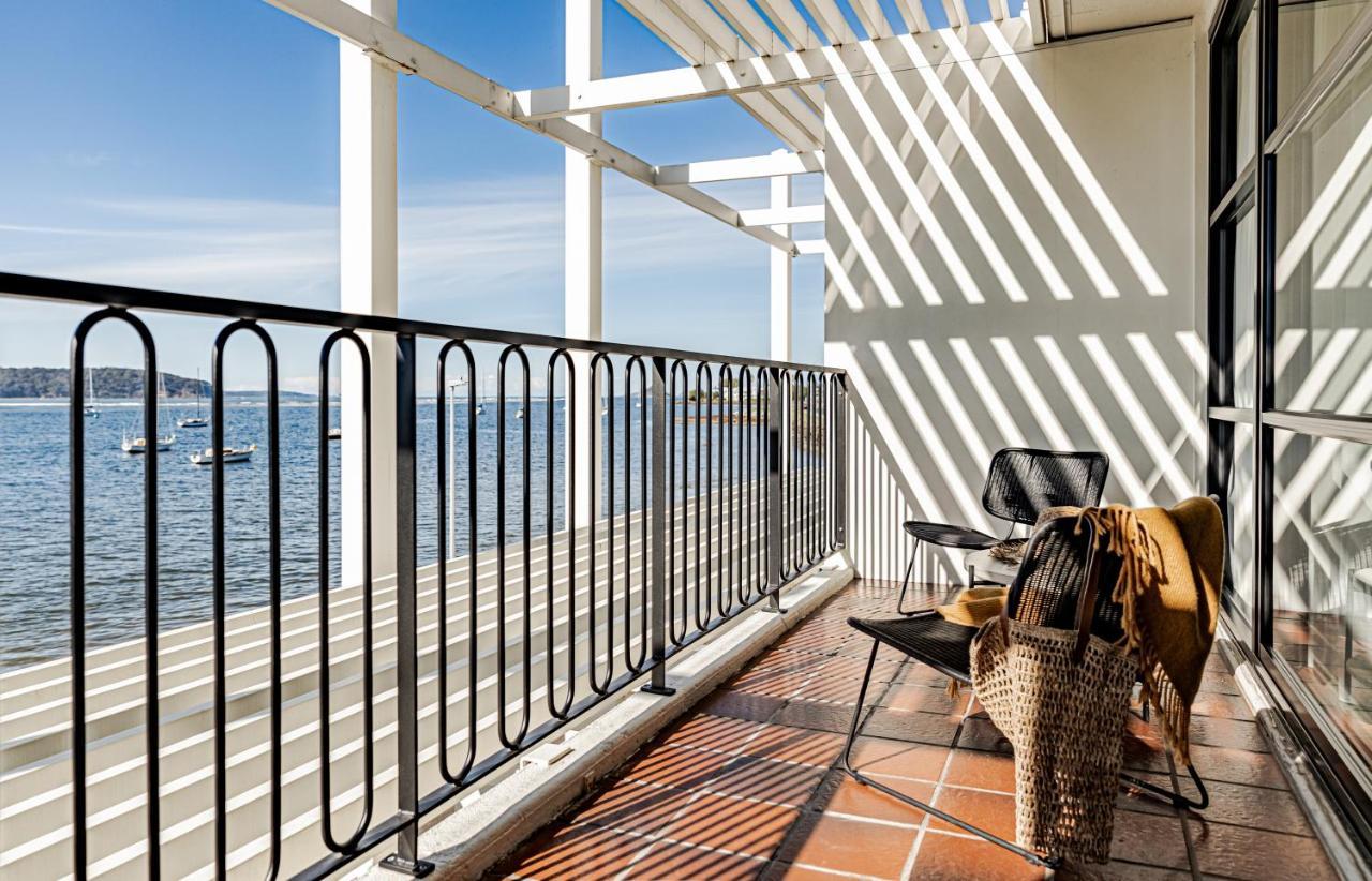 Bay Breeze Boutique Accommodation Батманс-Бей Екстер'єр фото